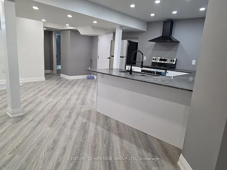 1432 Lawson St #BASEMENT — Photo 3