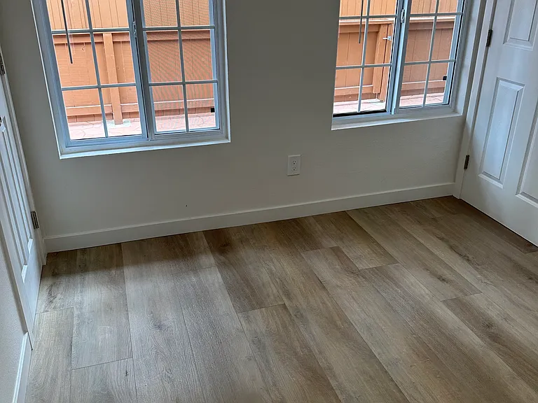 5066 Voltaire St #3 — Photo 15