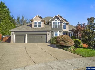 1407 Ranier Loop NW, Salem, OR 97304
