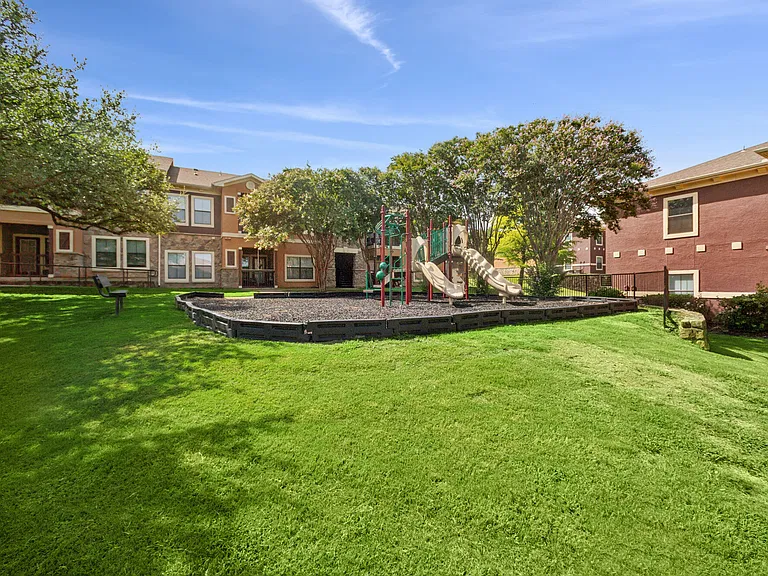 The Residences Of Holland Lake — Photo 36