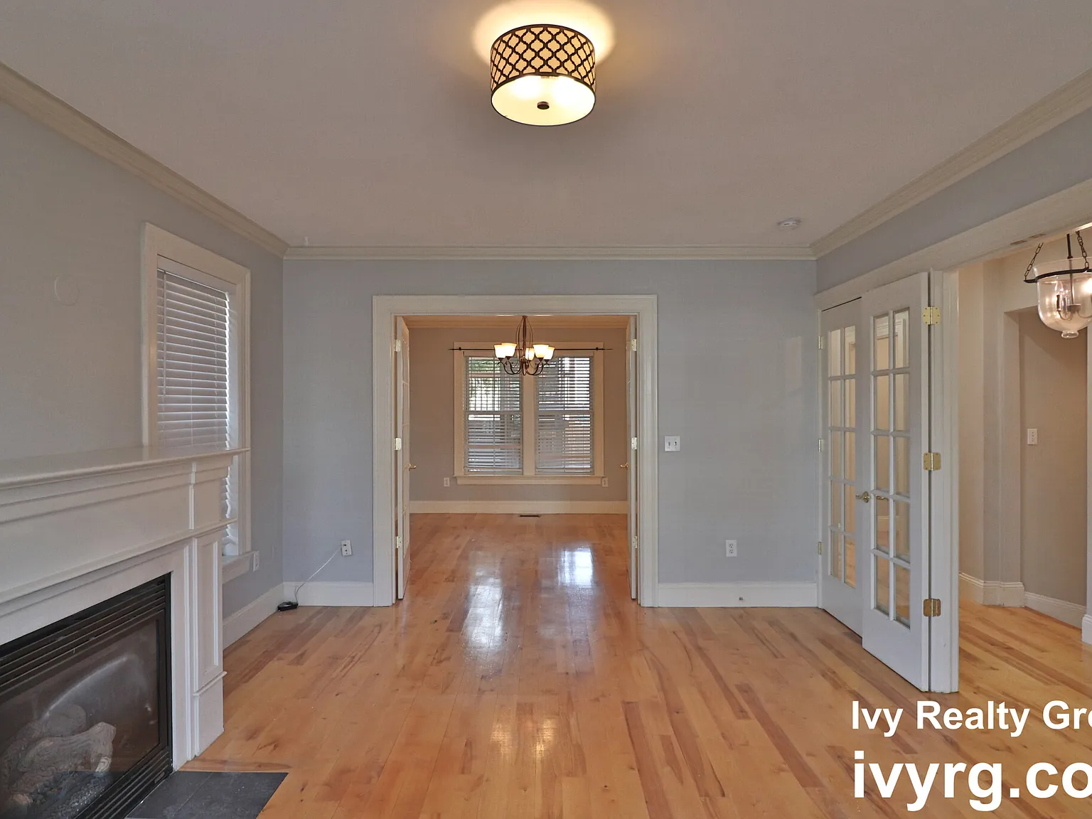 2 bed, 2.5 bath, 1312 sqft, $3,900 — Photo 3
