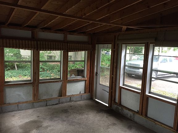Screened Porch