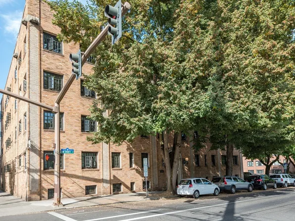 Metropolitan Apartments