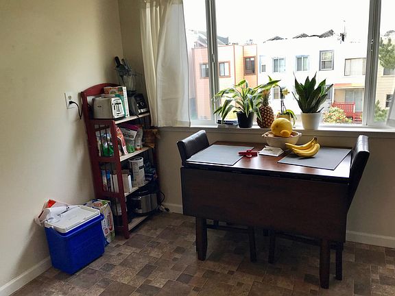 4th image of 463 23rd Ave #4