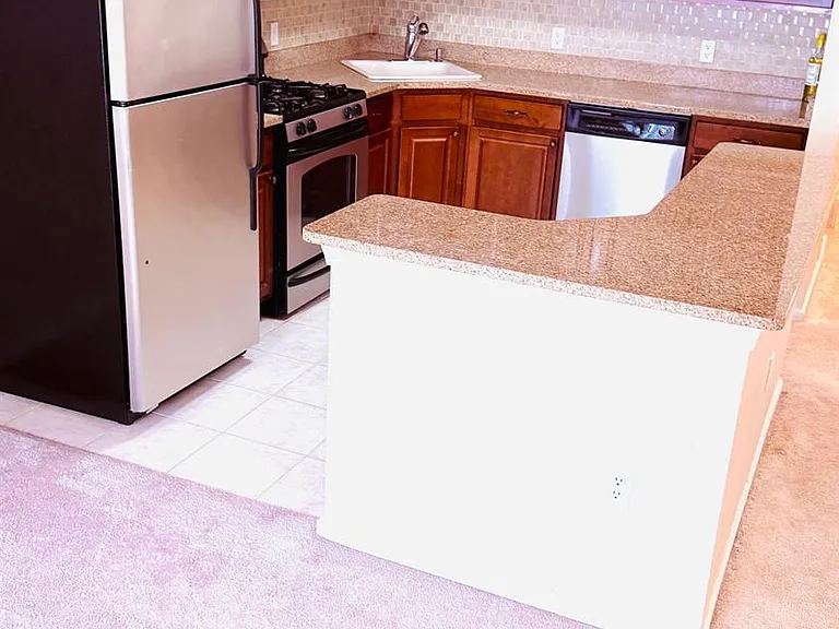 1091-1091 Morning Glory Dr #1091 — Photo 10