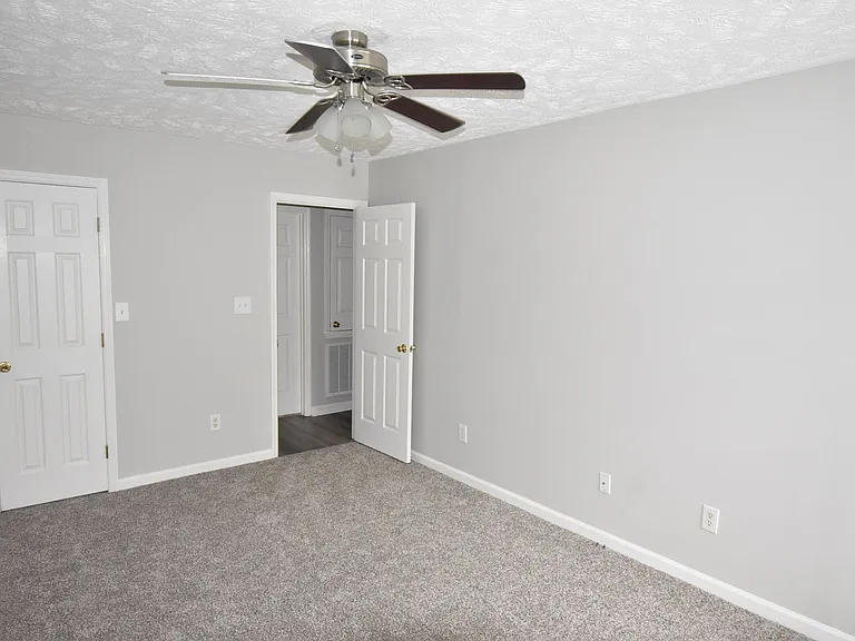 6313 Applewhite Rd — Photo 16