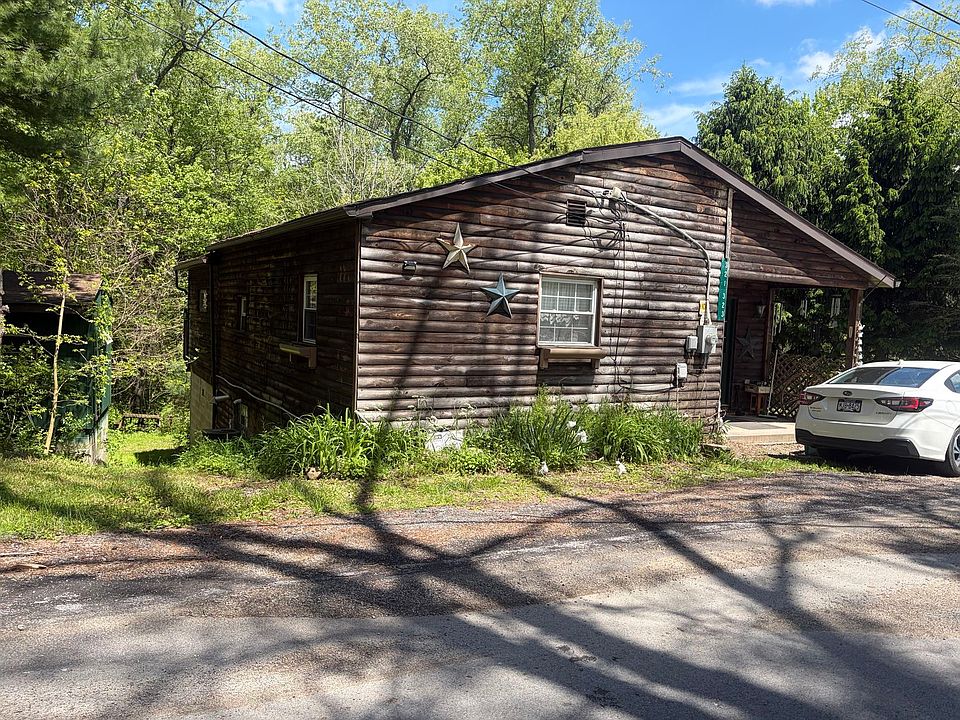 1st image of 321 Gray Ave