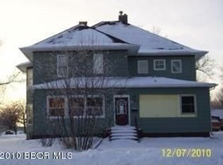 429 N Division St, Warren, MN 56762