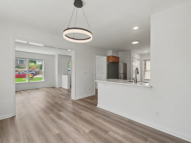 21 Whitmore Ln #1 — Photo 3