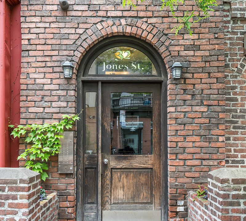 1st image of 277 Bleecker St #1C