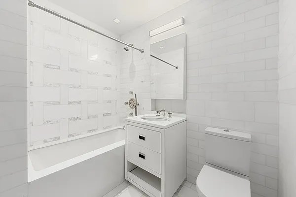 Rented by Douglas Elliman | media 26