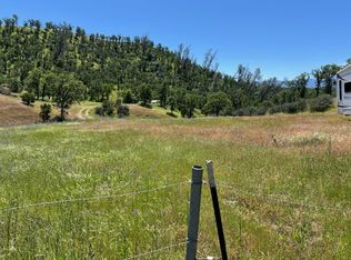 235 Fiddlers Ln, Igo, CA 96047