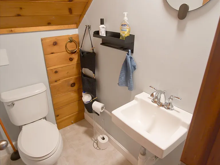 479 Main St #2 — Photo 15
