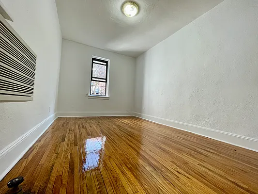 Rented by Building Equity Real Estate LLC | media 22