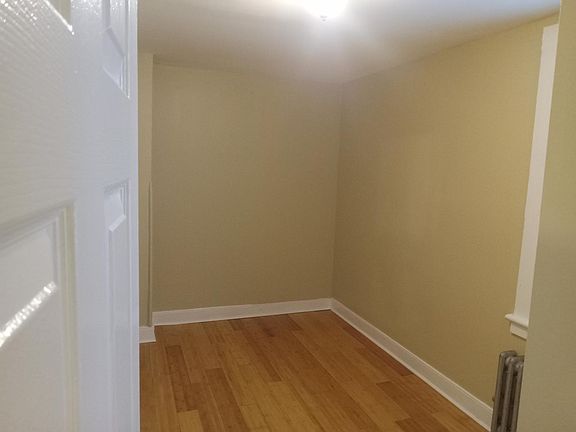 4th image of 591 Nassau St