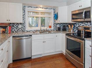 5 Tsienneto Rd UNIT 9, Derry, NH 03038