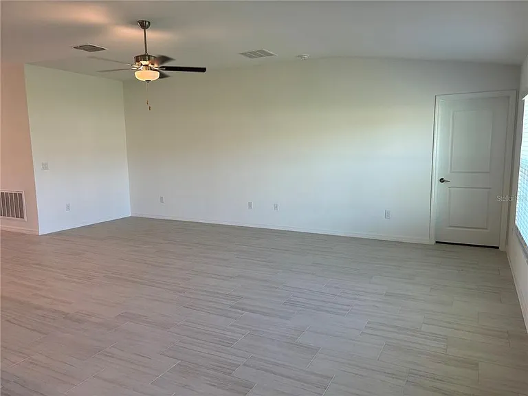3615 Natural Trace St — Photo 10