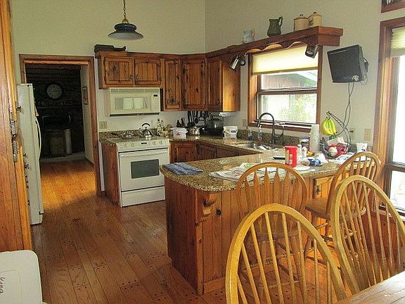 5th image of 40510 E Long Lake Ln
