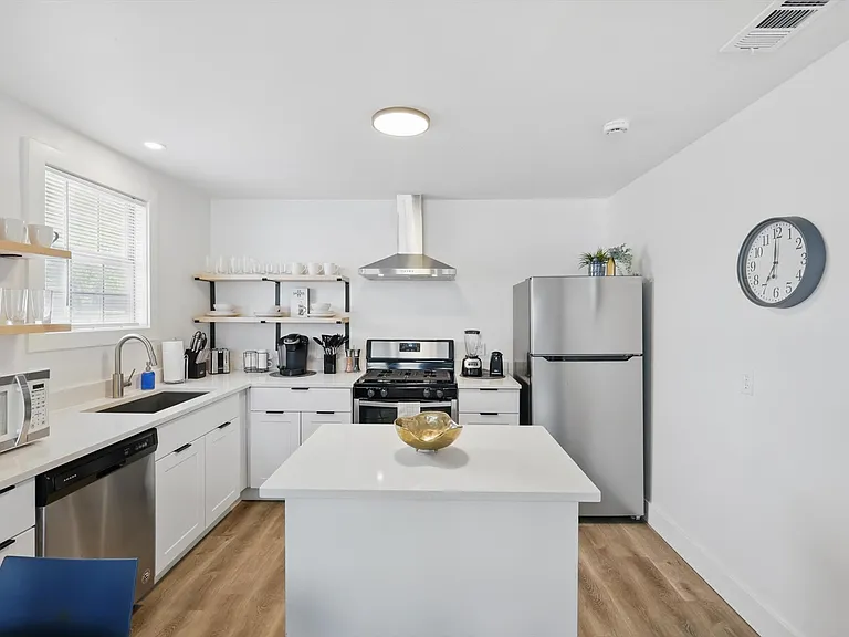 3015 Chihuahua Ave — Photo 14