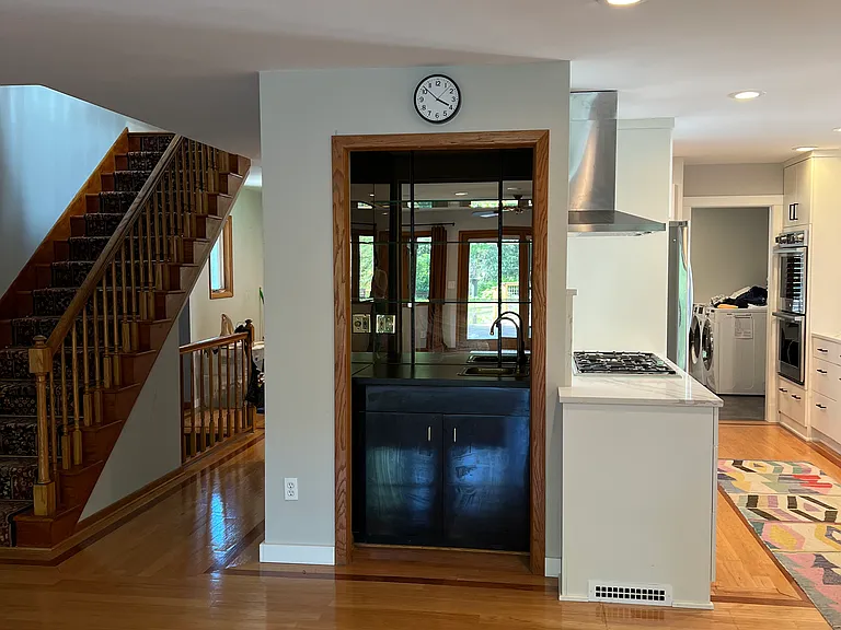 88 8th Ave NE — Photo 6