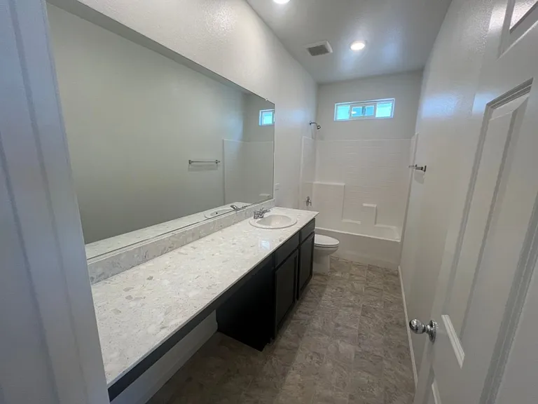 2038 S Palm St — Photo 17