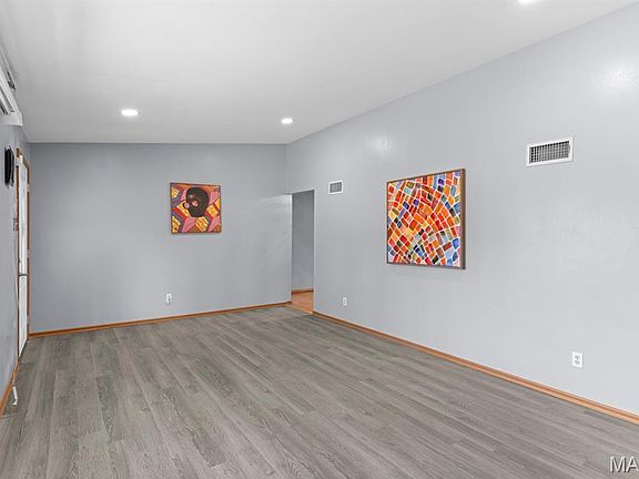 5th image of 4132 Crestland Dr