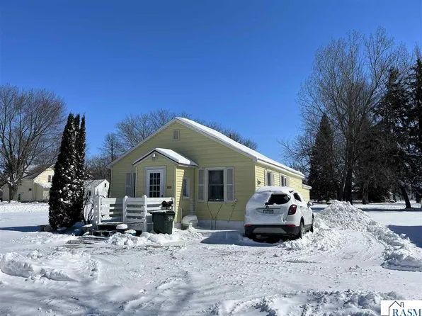 818 Park Ave N, Saint James, MN 56081