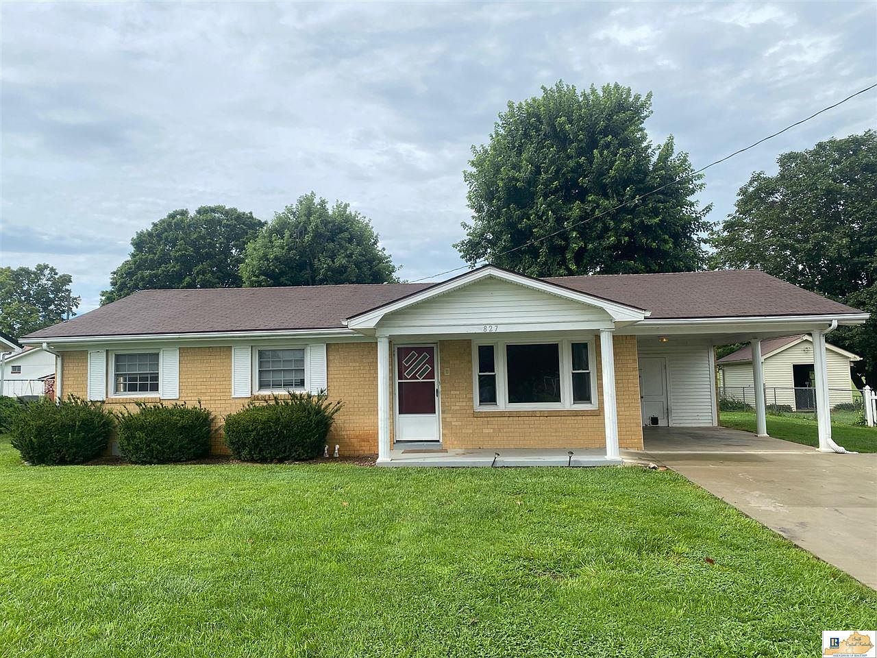 827 Eastside Dr, Horse Cave, KY 42749 Zillow