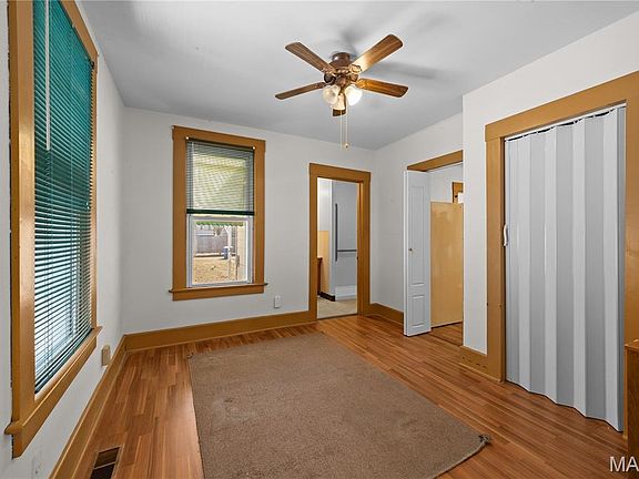 5th image of 2954 Washington Ave