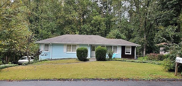 1st image of 544 Robin Ln SE