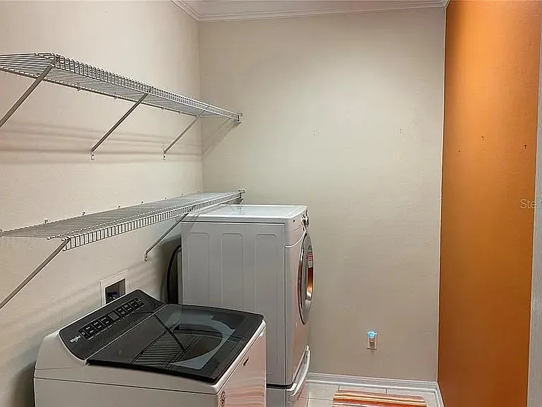 5310 Horton Ln — Photo 29