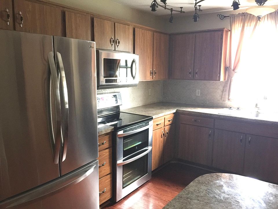 2nd image of 1621 Ohio Ave