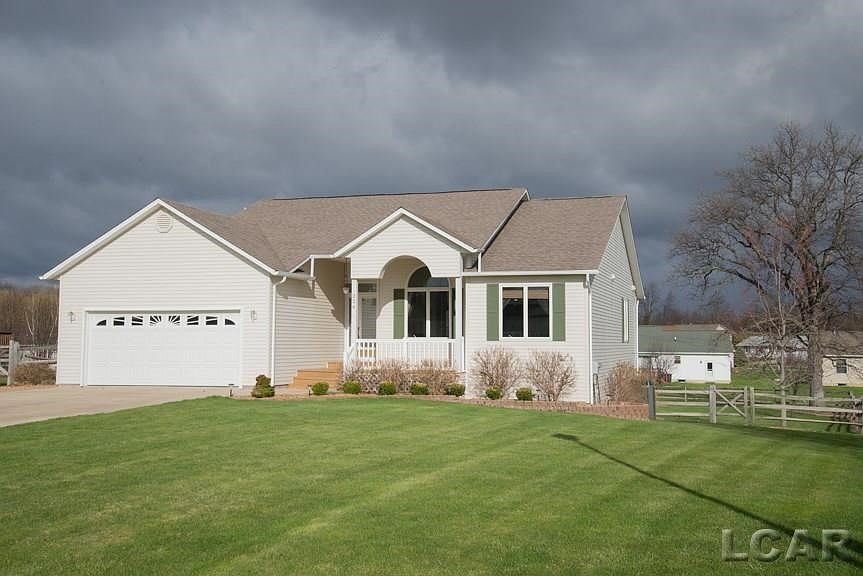 1st image of 226 Joy Rd