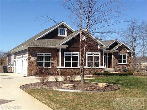 1st image of 11275 Killarney Dr #166