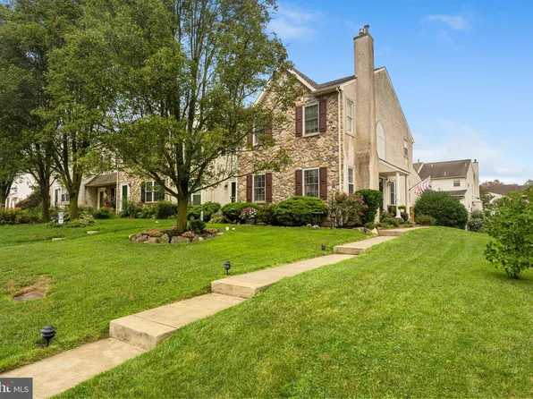323 Galway Dr, West Chester, PA 19380