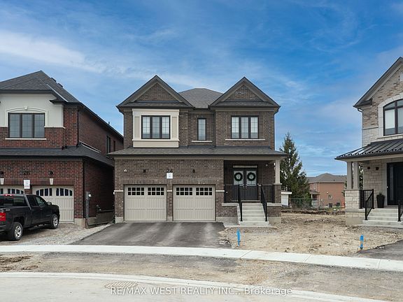 2nd image of 24 Hanton Cres