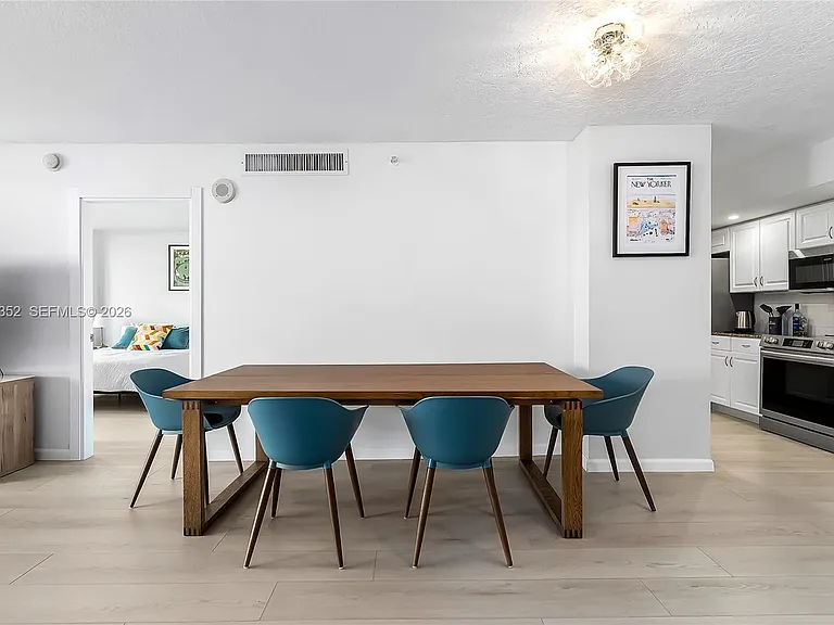 6917 Collins Ave #1106 — Photo 5