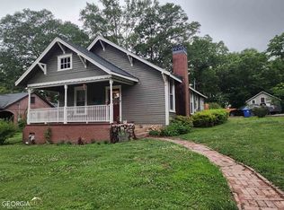 560 Ridgewood Ave, Gainesville, GA 30501