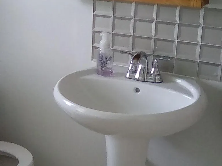 1118 E Samuel Ave #2 — Photo 7