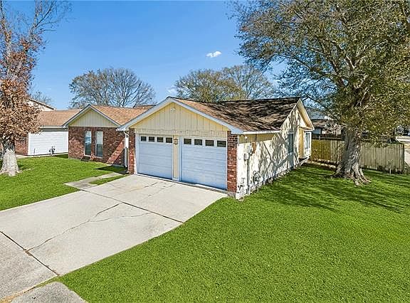 2nd image of 1053 Fairfax Dr