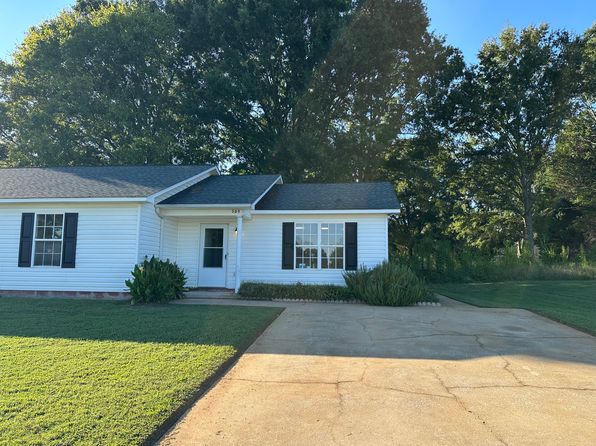 307-309 Toy Ln