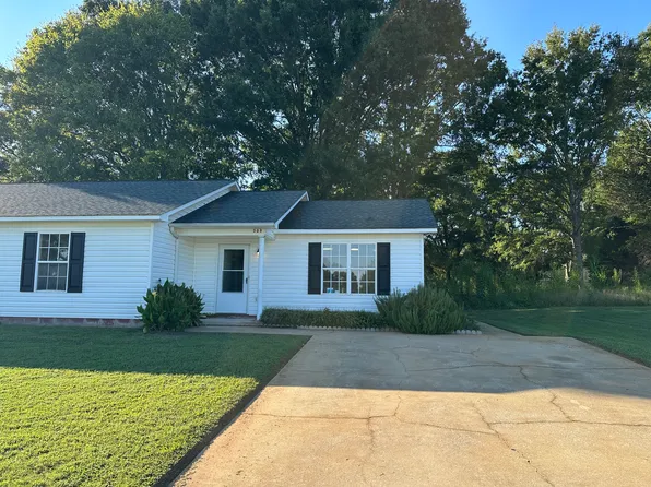 307-309 Toy Ln, Woodruff, SC 29388