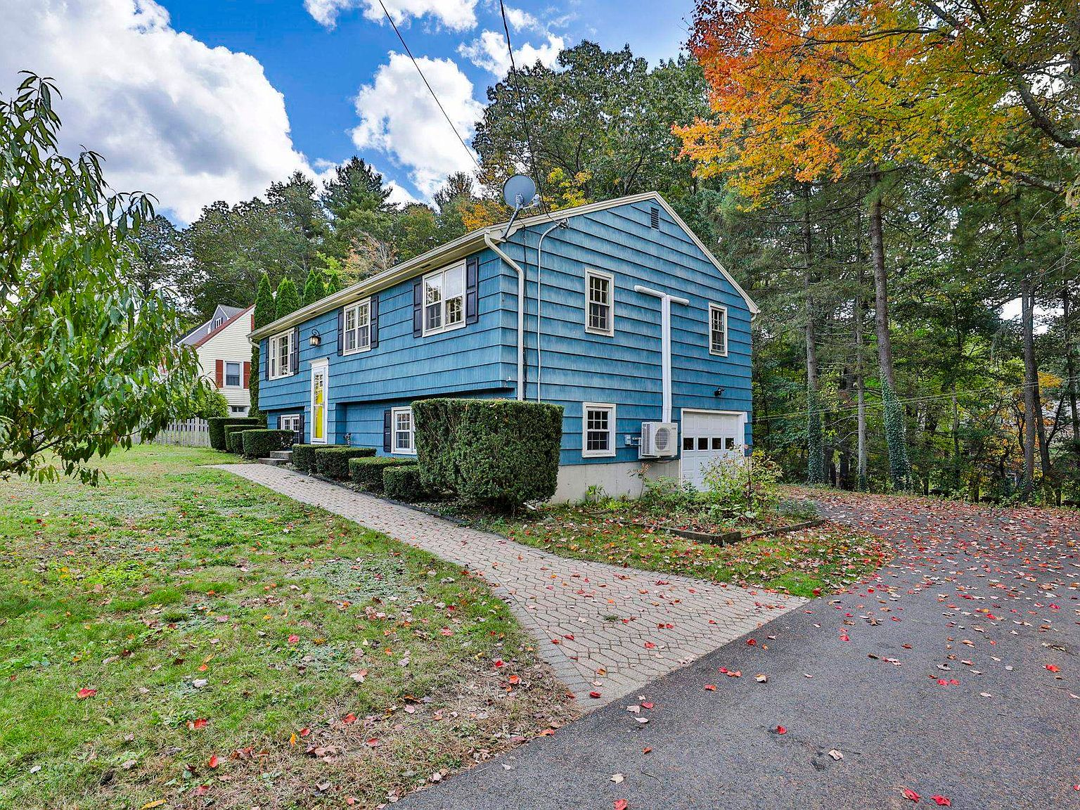 3 Emerson Road, Nashua, NH 03062 MLS 4975038 Zillow