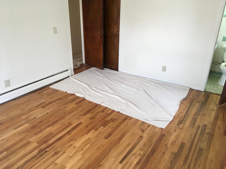 2nd image of 26212 Hungry Harbor Rd
