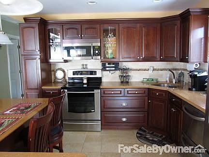 main level kitchen
