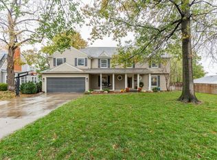 215 Greenway Rd, Salina, KS 67401