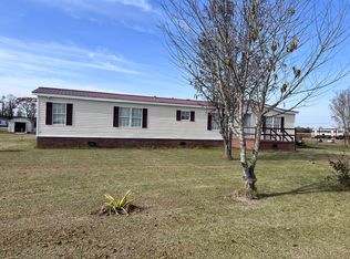 616 King Heath Ln, Kinston, NC 28504