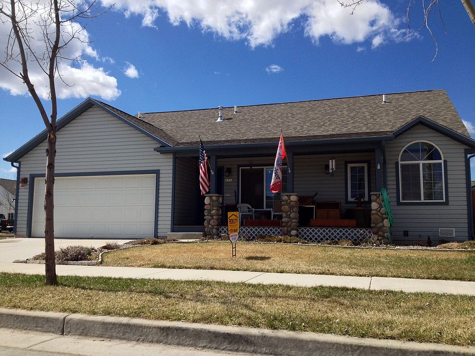 1st image of 2611 Sheffield Dr