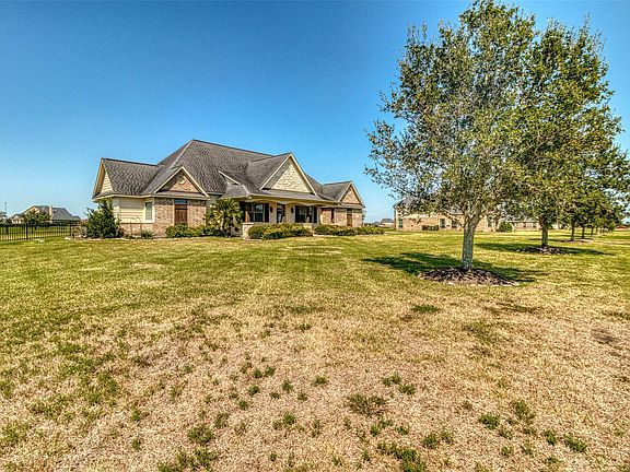 3rd image of 10710 Caddo Lake Dr