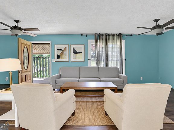 5th image of 3285 Howell Cir